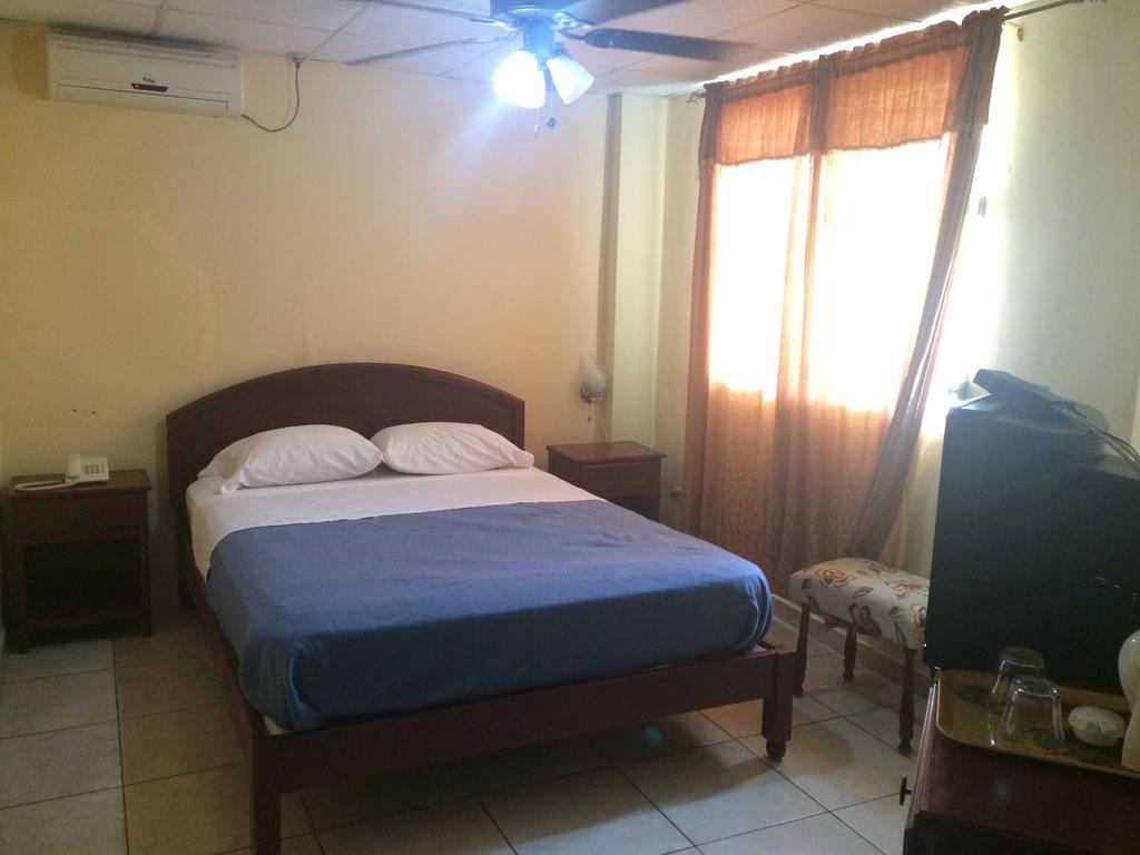 Don Jesus Hotel Las Tablas Room photo